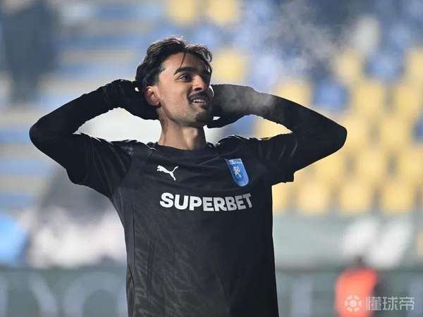 穆帅果断拒绝罗马尼亚新星 23岁前锋今夏去向成谜