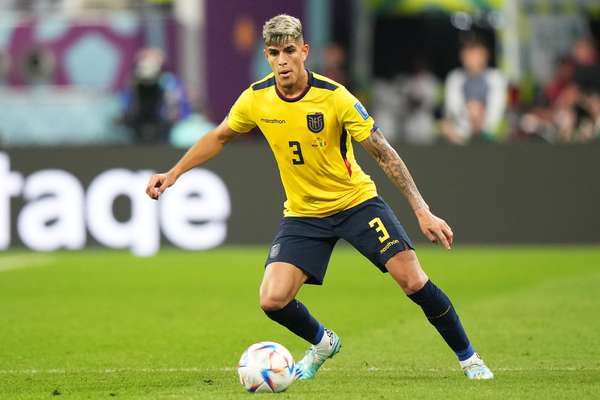 因卡皮耶伤退国家队紧急返厂 枪手后防警报再响